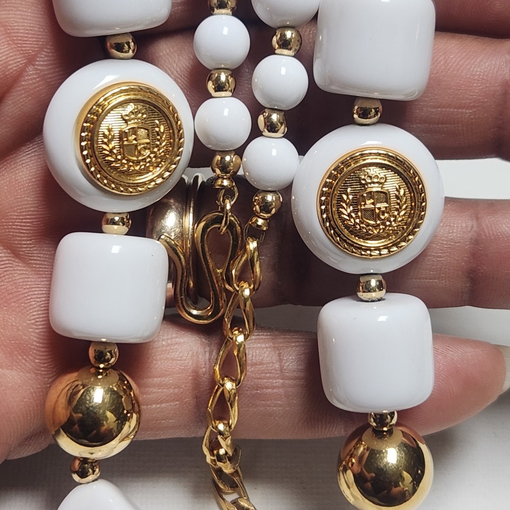 Vintage White Gold Beaded Acrylic Necklace Crest‎ Medallion Nautical Chunky